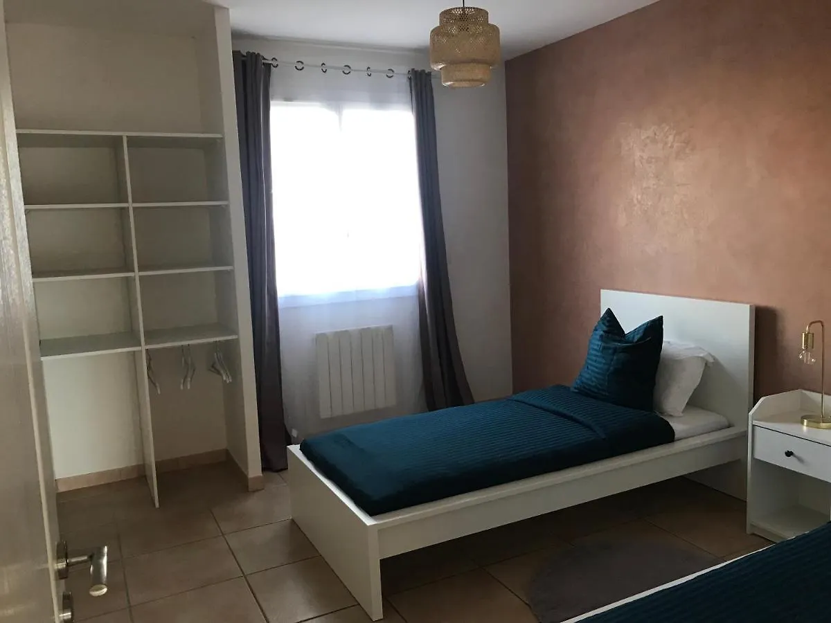 Residence Privee Calme 15 Min A Pied Du Centre Parking Gratuit Arles 0*,