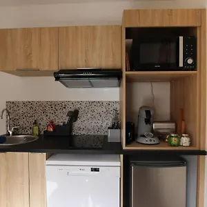 Cosy Coye, Neuf, Parfaitement Situe 6min Cv-8min Gare Apartment