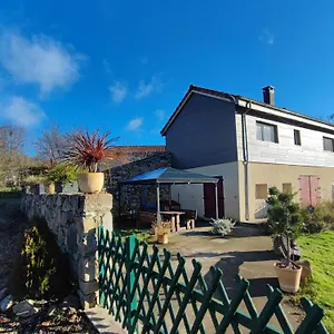 Maison Entre Campagne Et Foret Hébergement de vacances Aspret-Sarrat