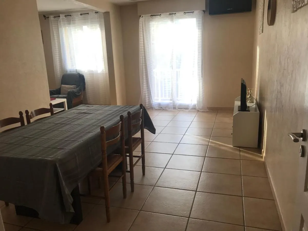 Residence Privee Calme 15 Min A Pied Du Centre Parking Gratuit Arles France