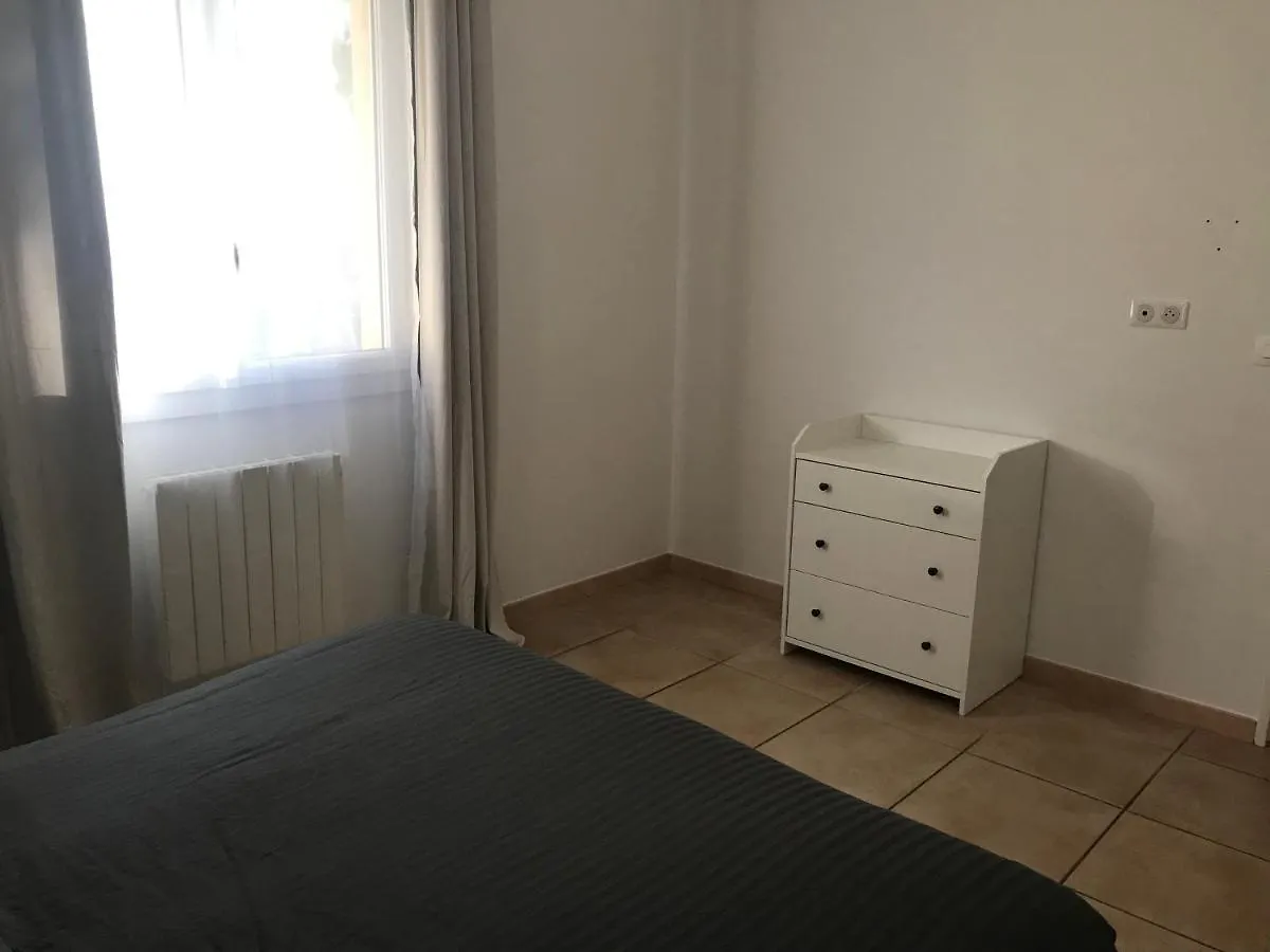 Apartment Residence Privee Calme 15 Min A Pied Du Centre Parking Gratuit Arles