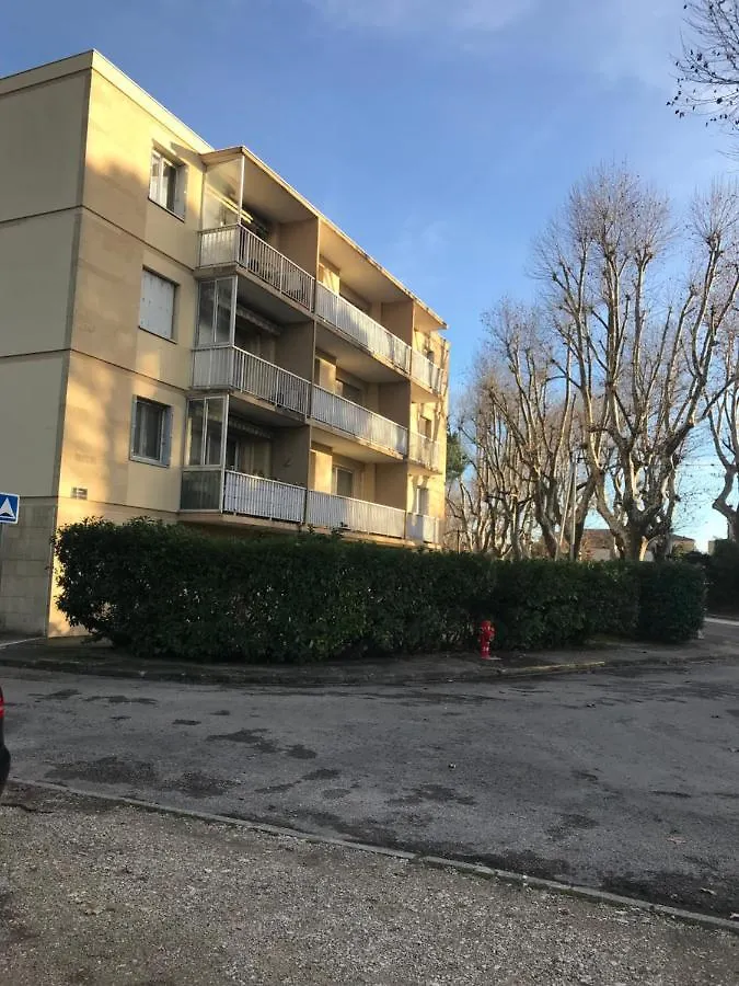 Apartment Residence Privee Calme 15 Min A Pied Du Centre Parking Gratuit Arles